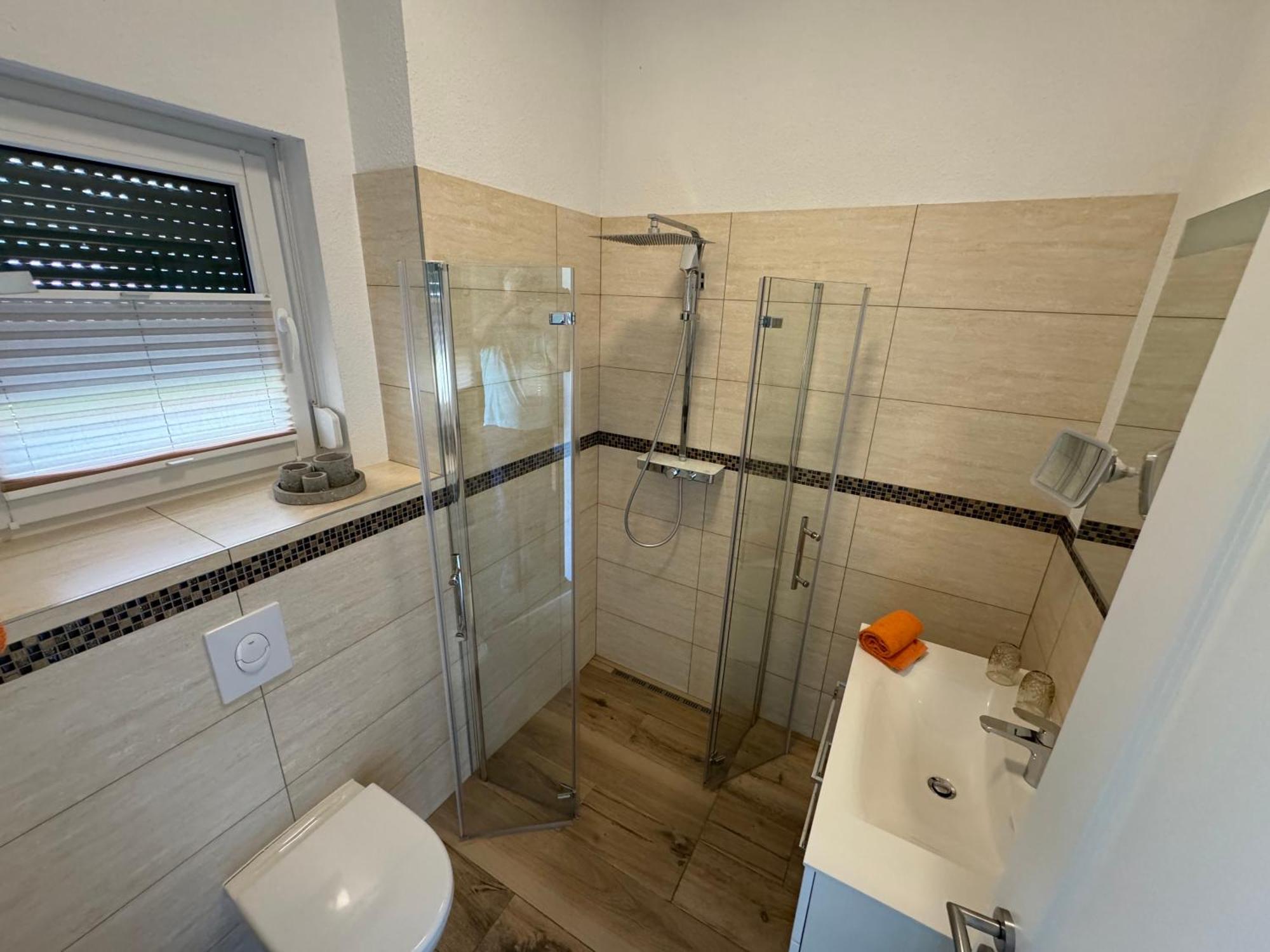 Bed & Breakfast Am Waldguertel Forst  Luaran gambar